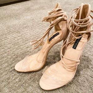 Like New! Tan suede strappy 3.5” Heel - Size 7.5